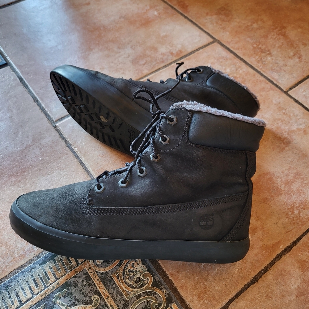 Boots Timberland Size 8.5